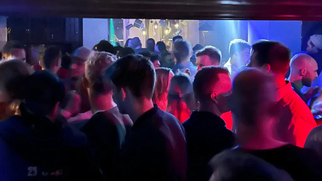 Tanzcafe Hertlein_Donau_slider_image_3