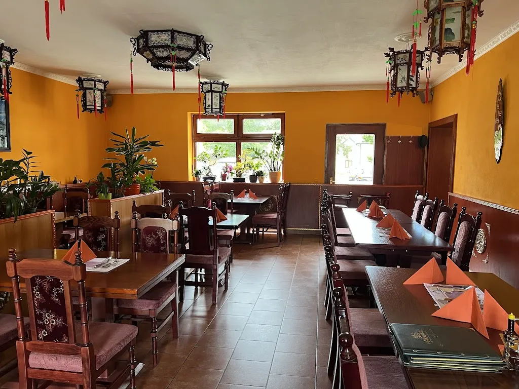 Sao Mai restaurant in Donau