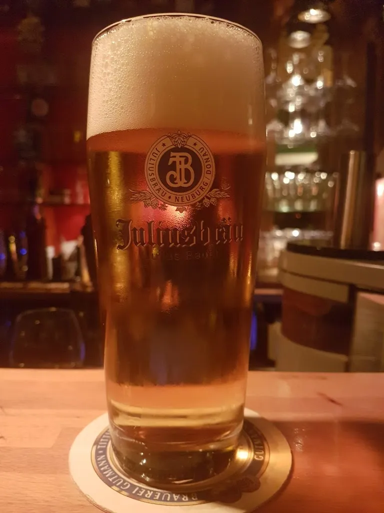 Robs Bar_Donau_slider_image_3