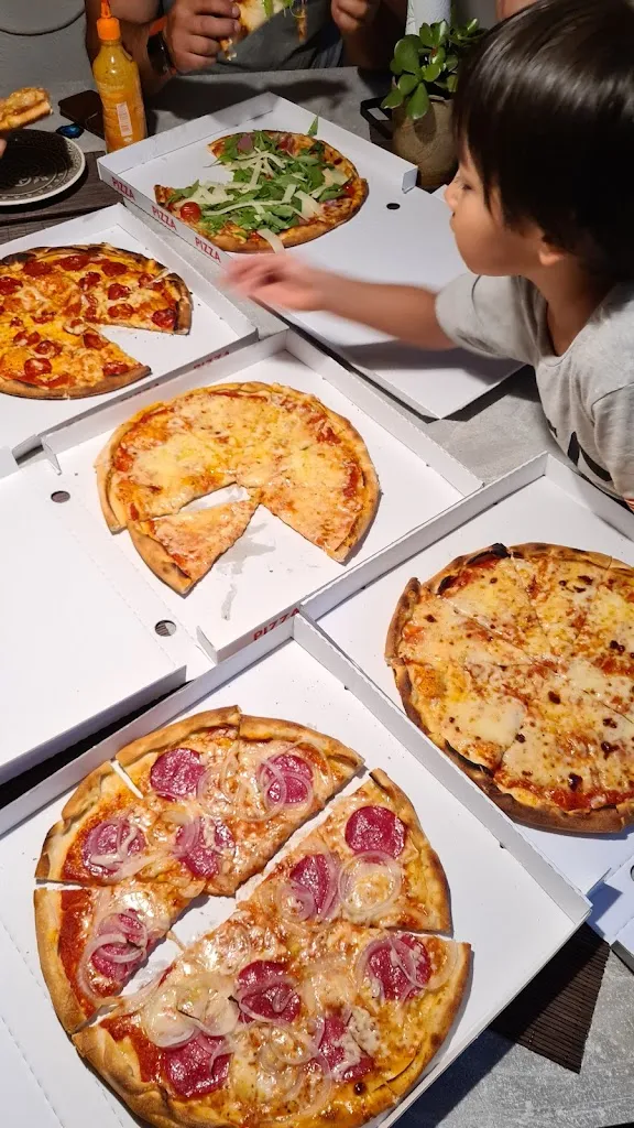 Disco - Bistro - Pizzeria White Horse_Flachslanden_slider_image_2