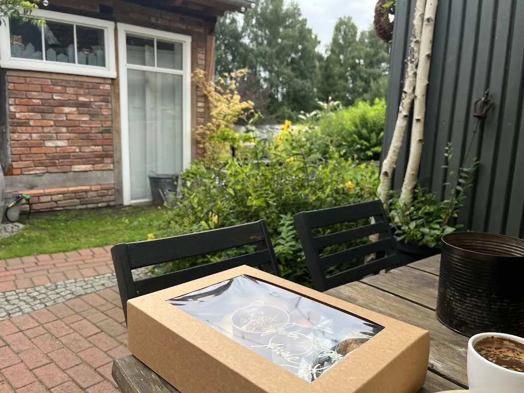 Anne K_Gästehaus 22 - Anja Holm_Rehna_review