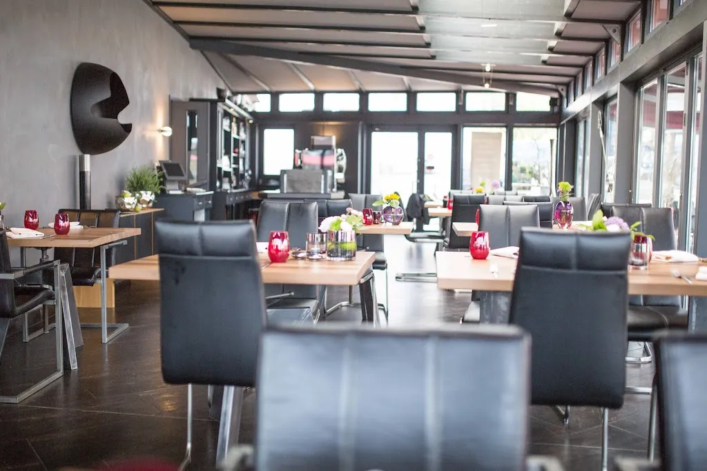 Hotel & Restaurant Fackelgarten Plau am See restaurant in See