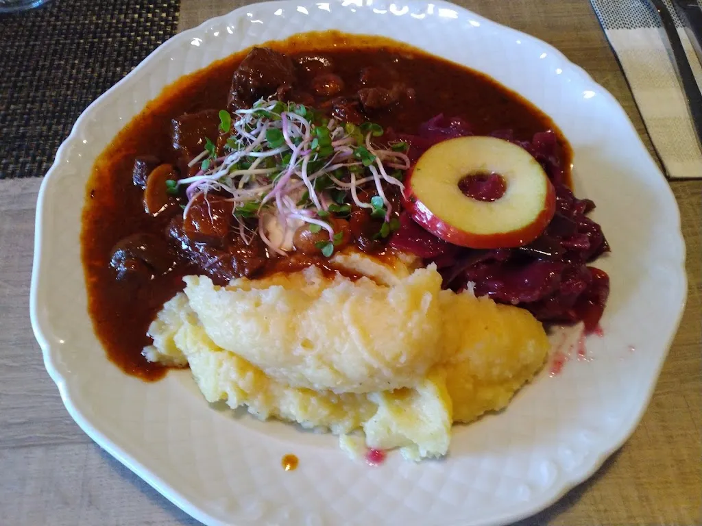 Elias Jawansky_Restaurant 