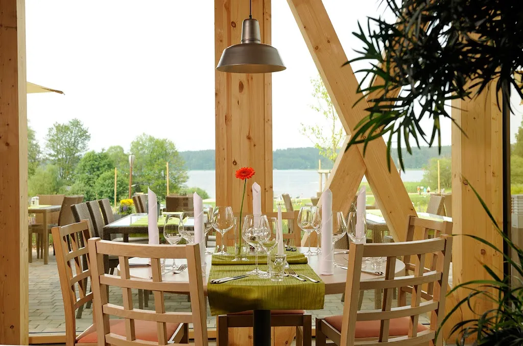 Bootshaus restaurant in Ganzlin