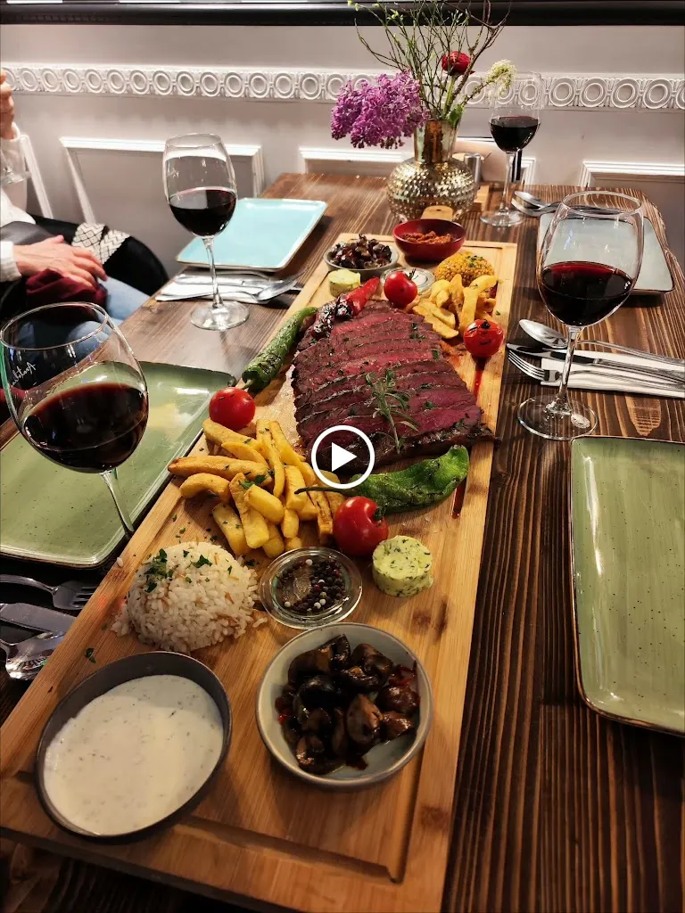 Hanedan Restaurant & Café_Parchim_slider_image_2