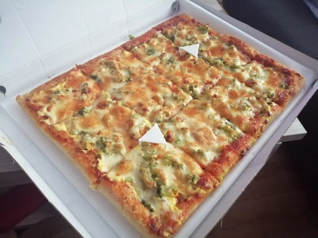 Menu_Pizza Express Stefan Maaß_Parchim_image_1