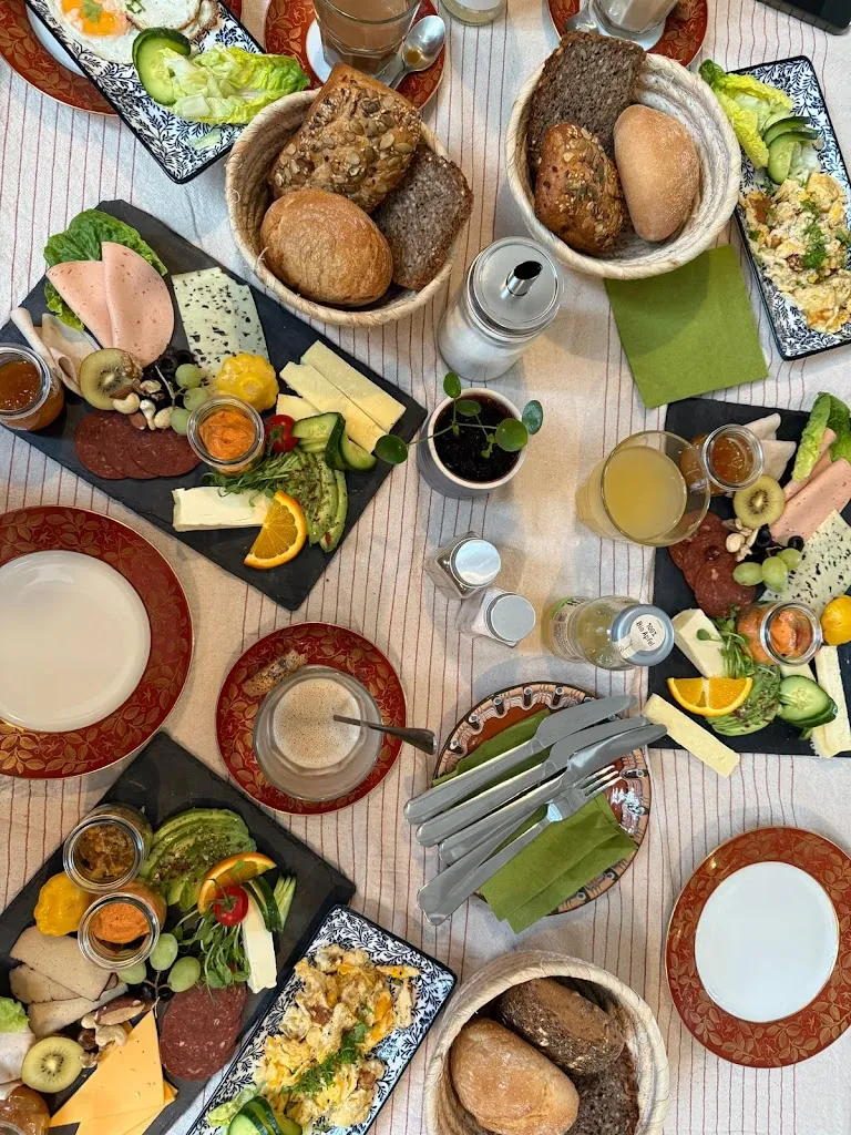 Familie R._Wohnzimmer Putbus_Putbus_recensione