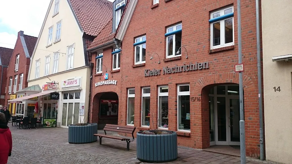 Eisenpfanne_Plön_slider_image_1