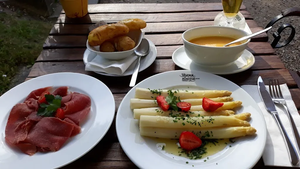 Alte Schwimmhalle am Schloss_Plön_slider_image_3