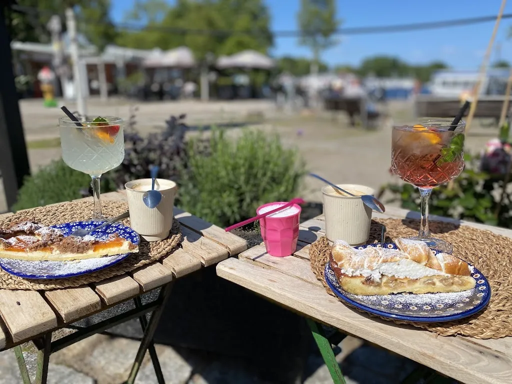 Ann-Kristin Lamprecht_Alfred & Luise_Röbel/Müritz_review