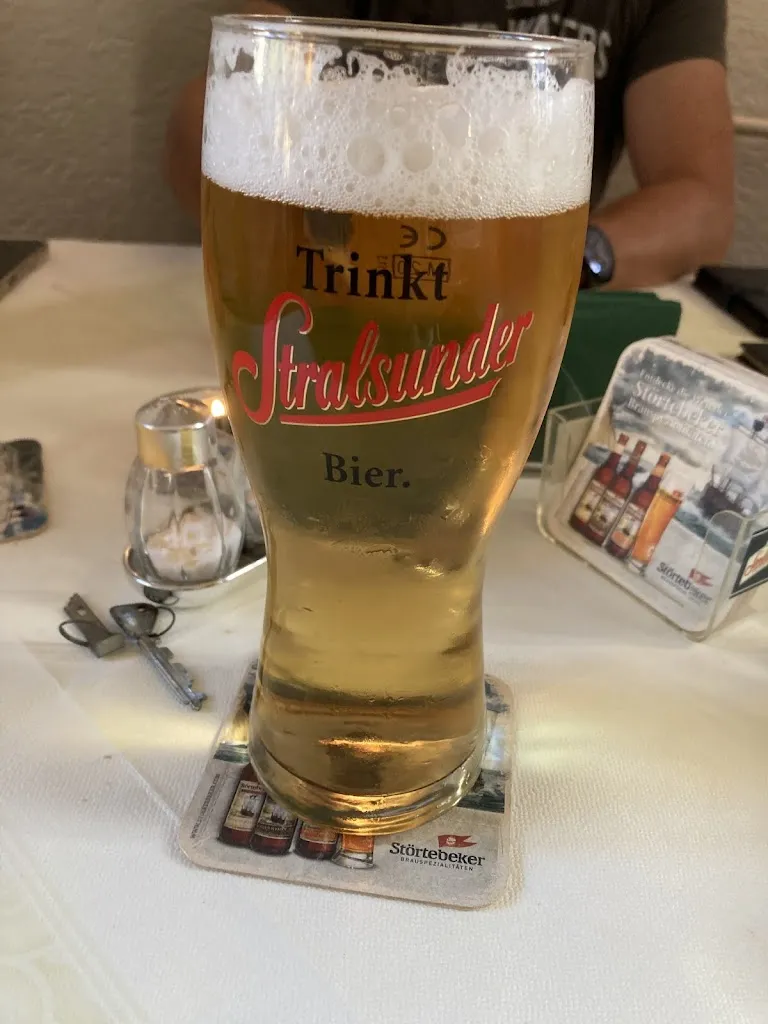 Johannes Hammitsch_Zum Kreidefelsen_Sagard_review