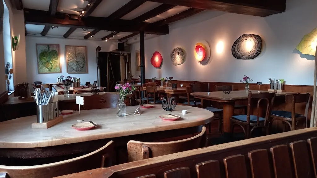 Schwarzer Adler_Rheinberg_slider_image_1