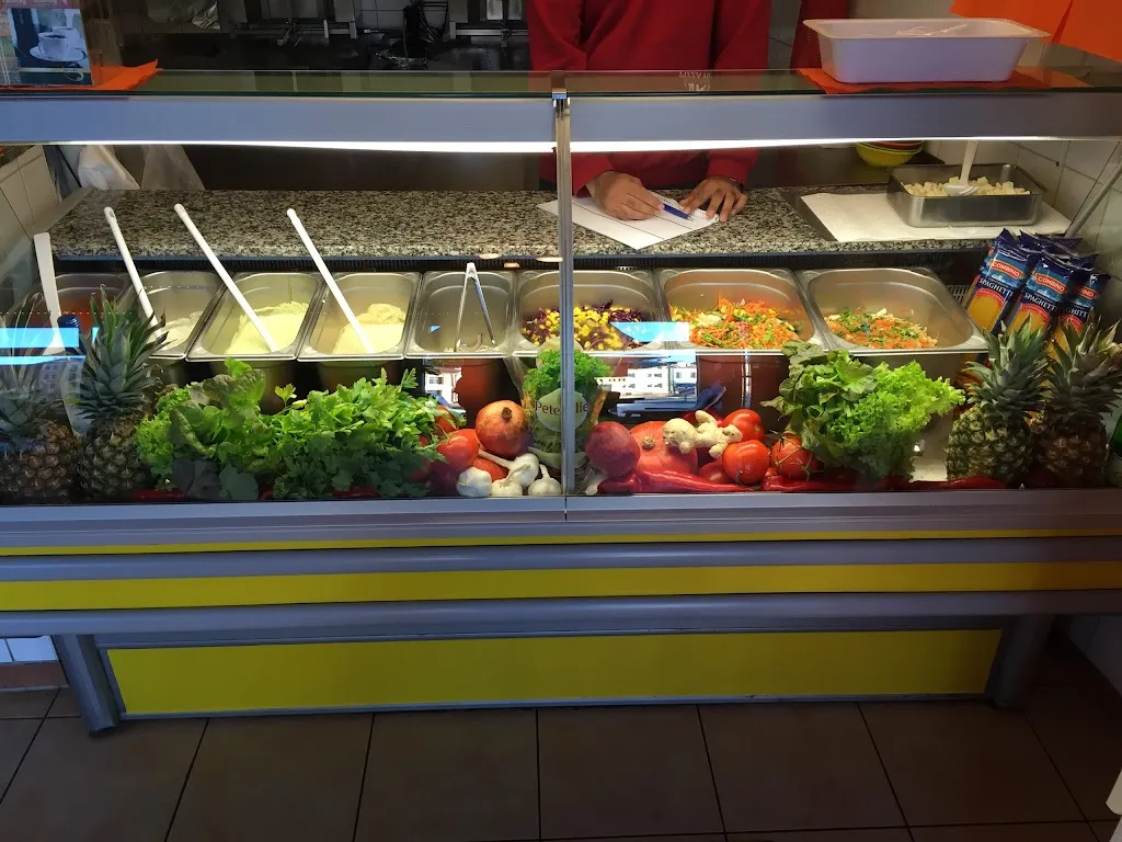 Pizza Hot restaurant in Schwaan