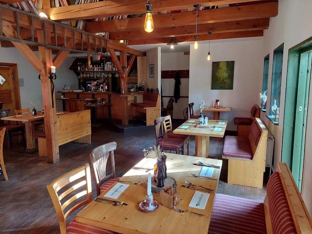 Restaurant Zum Oberförster_Seehof_slider_image_1