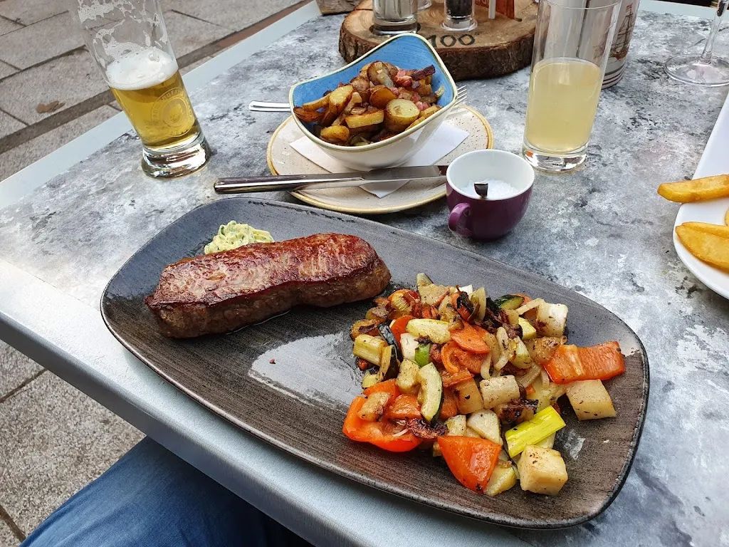 Restaurant Zum Oberförster_Seehof_slider_image_3