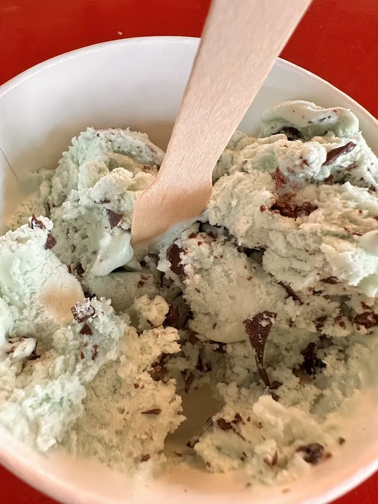 Annabell F_Seepavillon_Sternberg_review