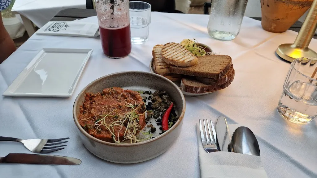 Menu_Gasthaus Messnerei Sternberg_Austria_image_5