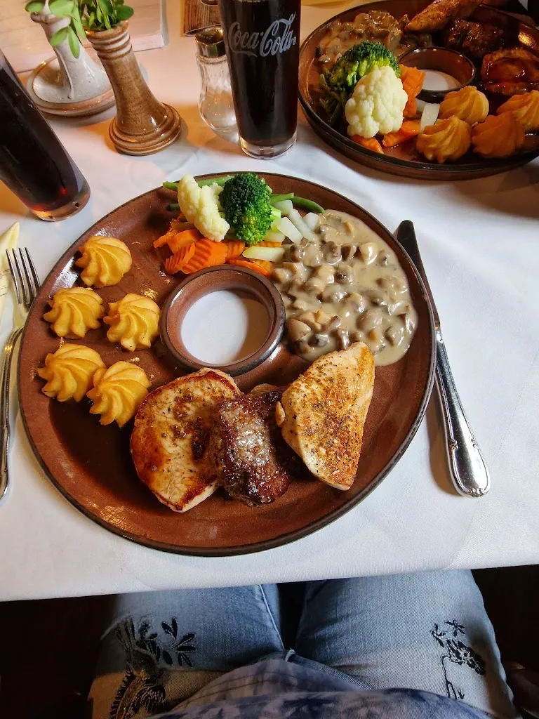 Menu_Gasthaus Zur Lohmühle_Neubrandenburg_immagine_6