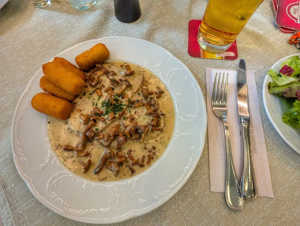 Wirt in Pesenbach_Austria_slider_image_3