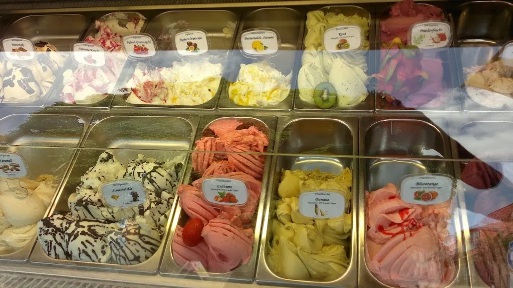 Eisgarten Grimm_Teterow_slider_image_2