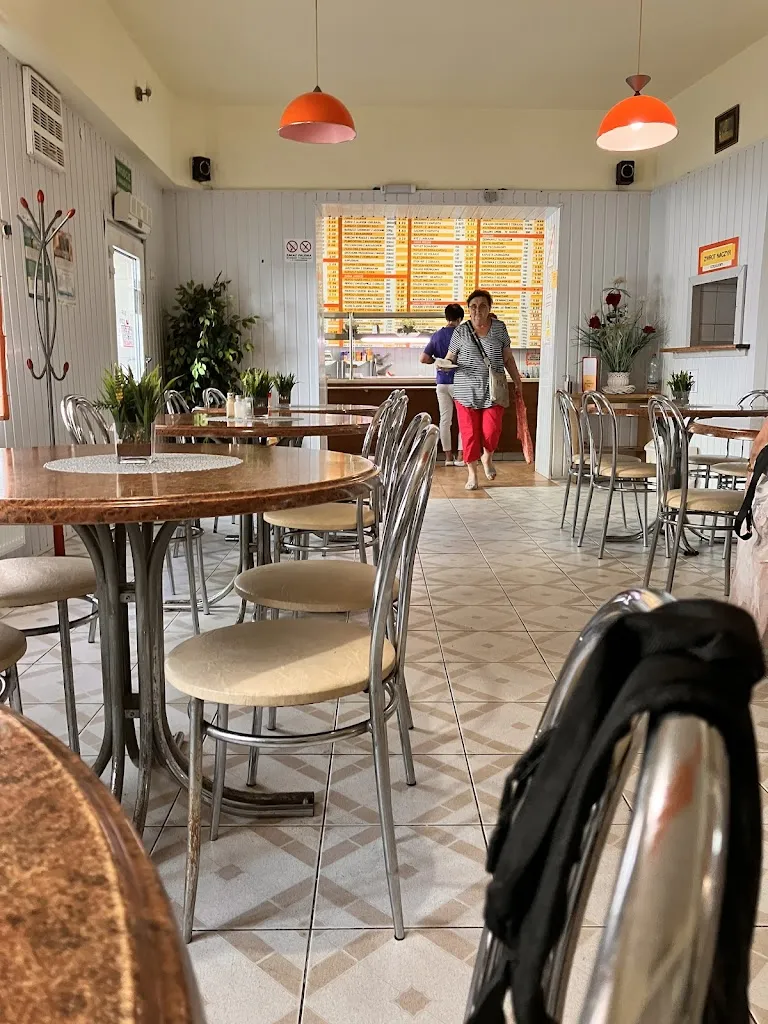 Bar mleczny "Łasuch" ristorante a Poland