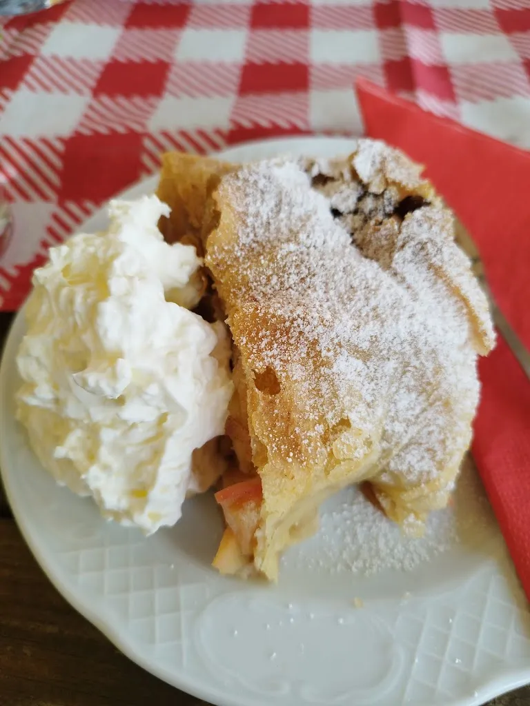 Jausenstation Rangetiner_Austria_slider_image_3