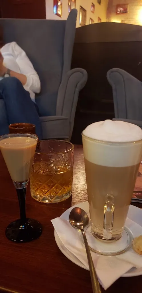 Menu_Piwiarnia Warka_Poland_image_7