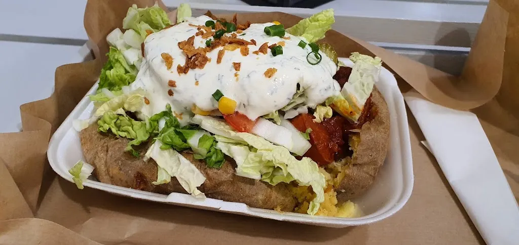 Tarnowski Kumpir_Poland_slider_image_2