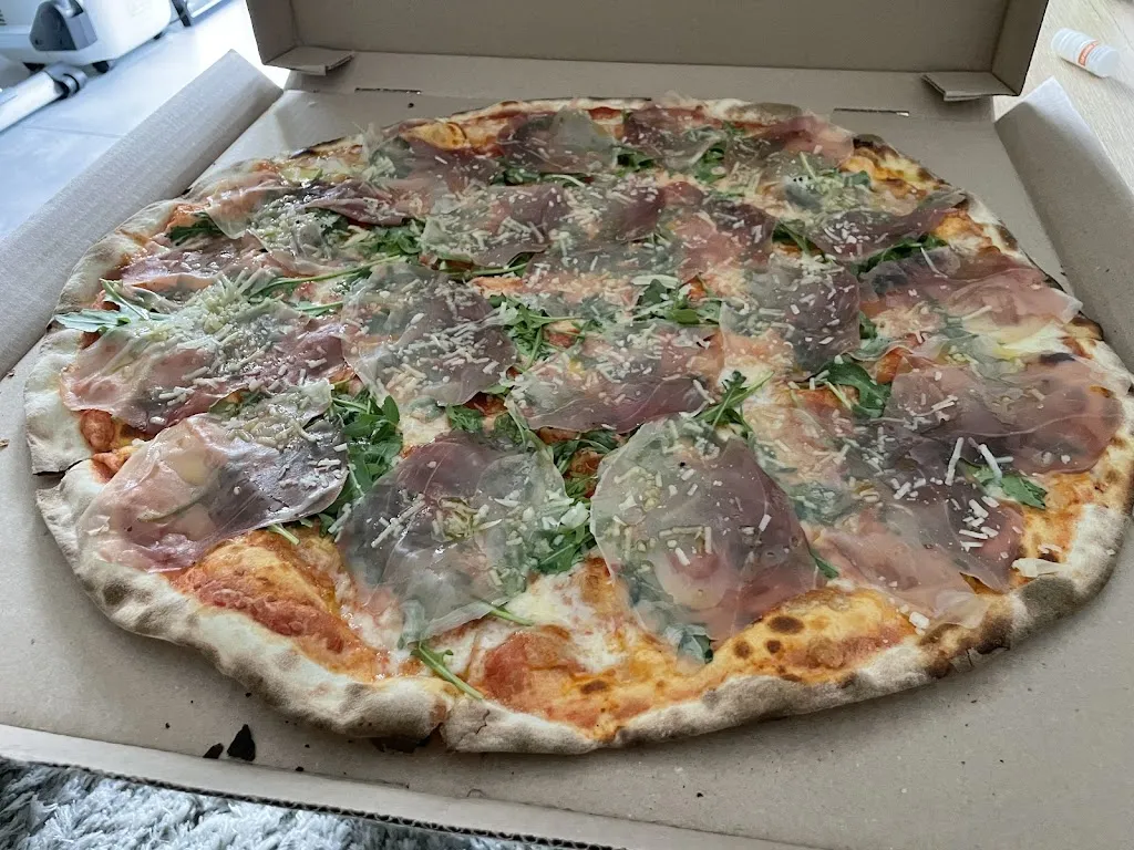 Pizzeria Grande Forno_Poland_slider_image_2