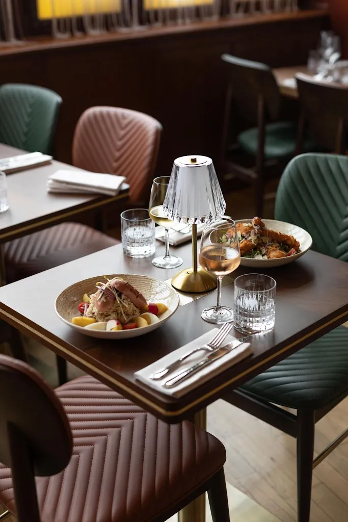 Restaurant Alsacien Strasbourg Schnockeloch - Tarte flambée Flammekueche_France_slider_image_3