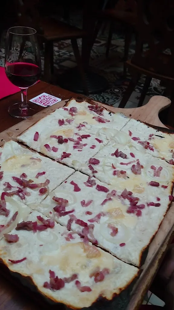 Le Troquet des Kneckes_France_slider_image_2