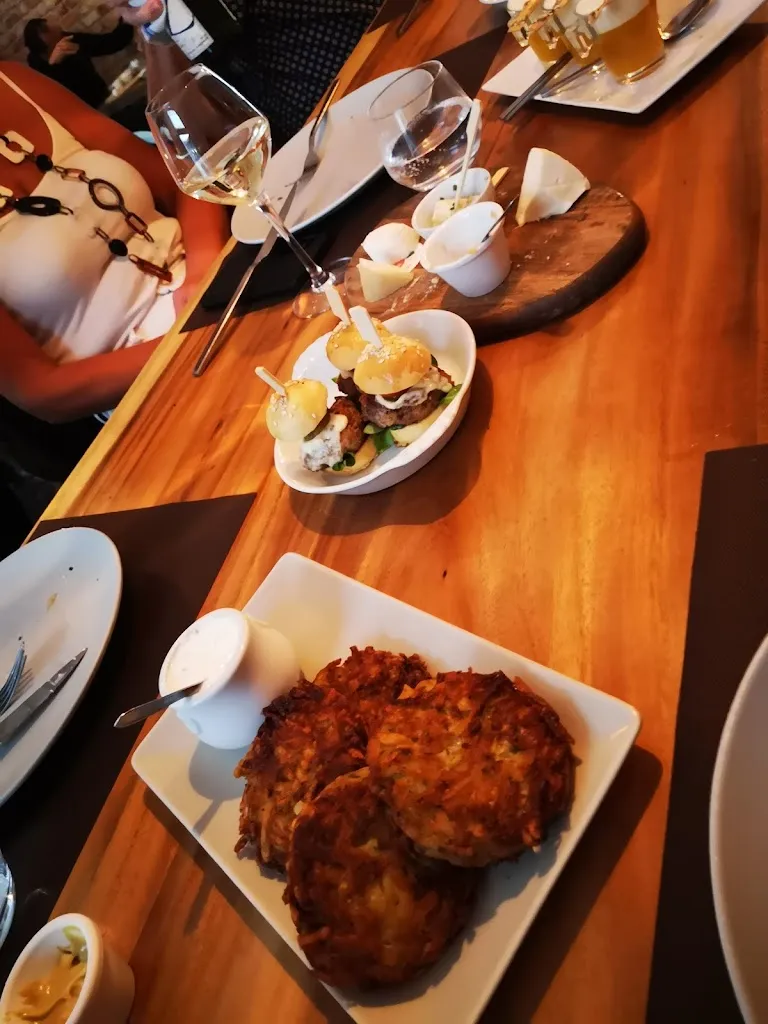 Menu_Restaurant Les Chauvins_France_image_6