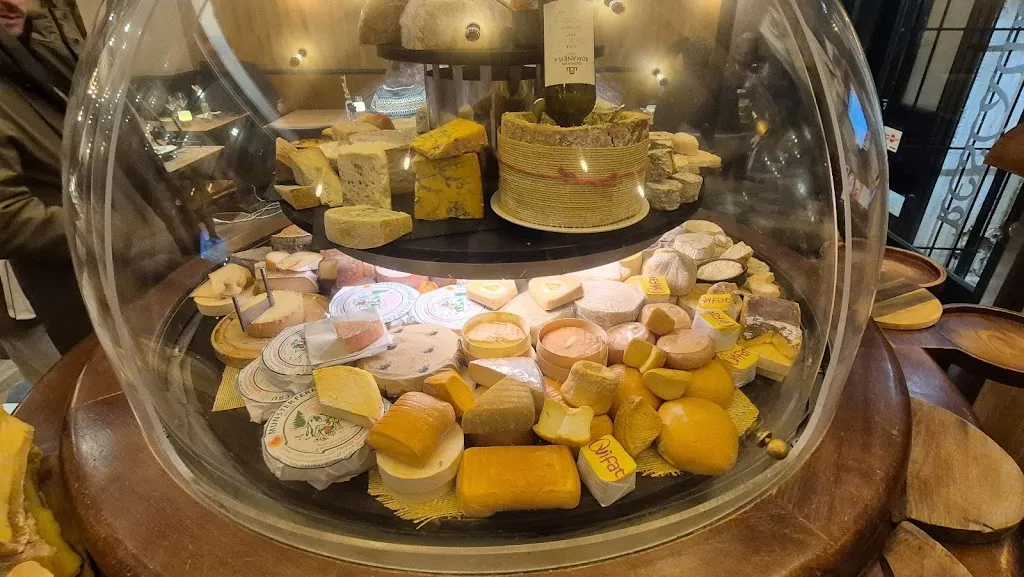 Menu_La Cloche à Fromage RESTAURANT_France_image_8