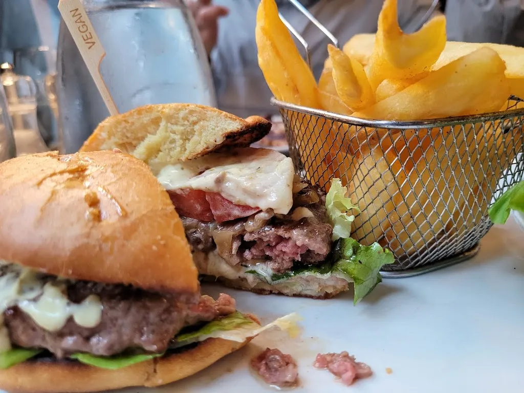 Restaurant Le Tonneau_France_slider_image_3