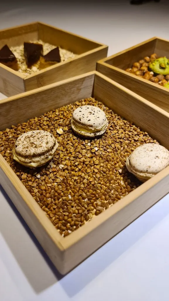 Menu_Restaurant 1741_France_image_8