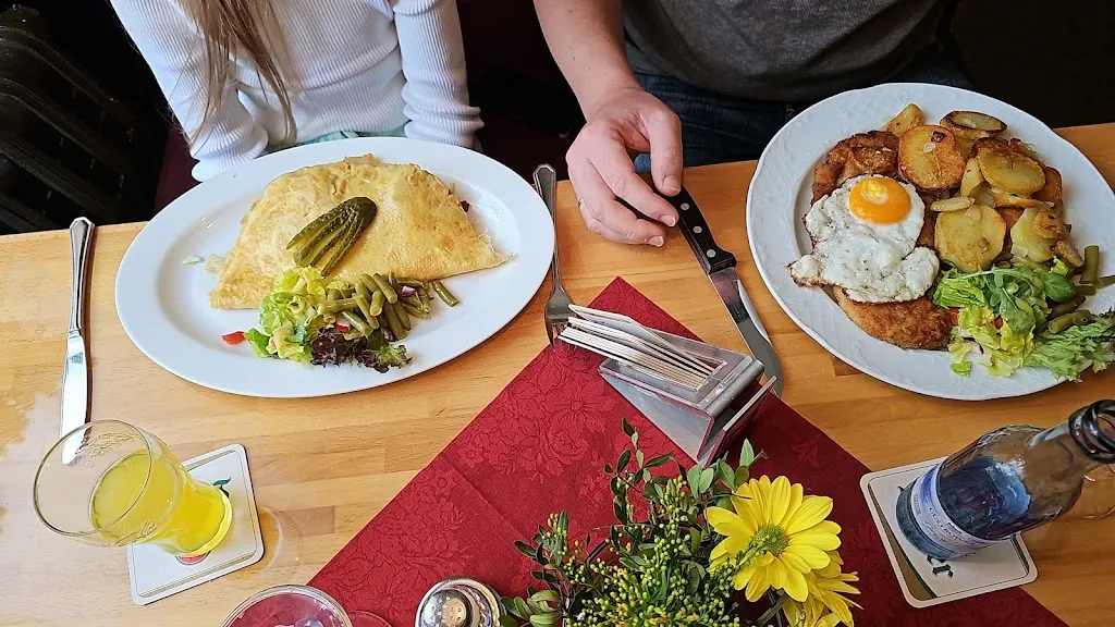 Taun Sandhaas_Warin_slider_image_2