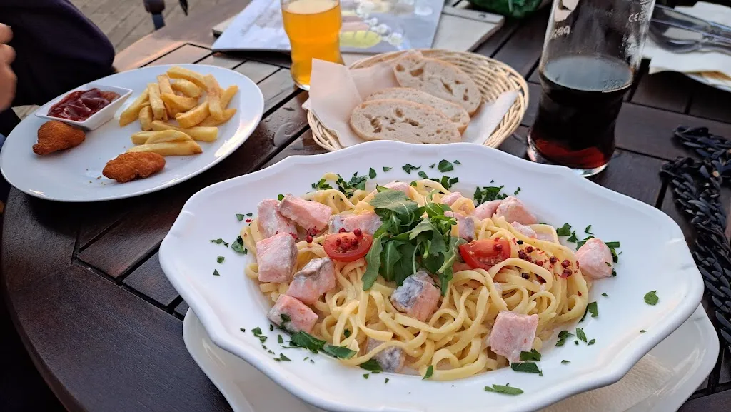 Restaurant Am Hafen_Wiek_slider_image_2