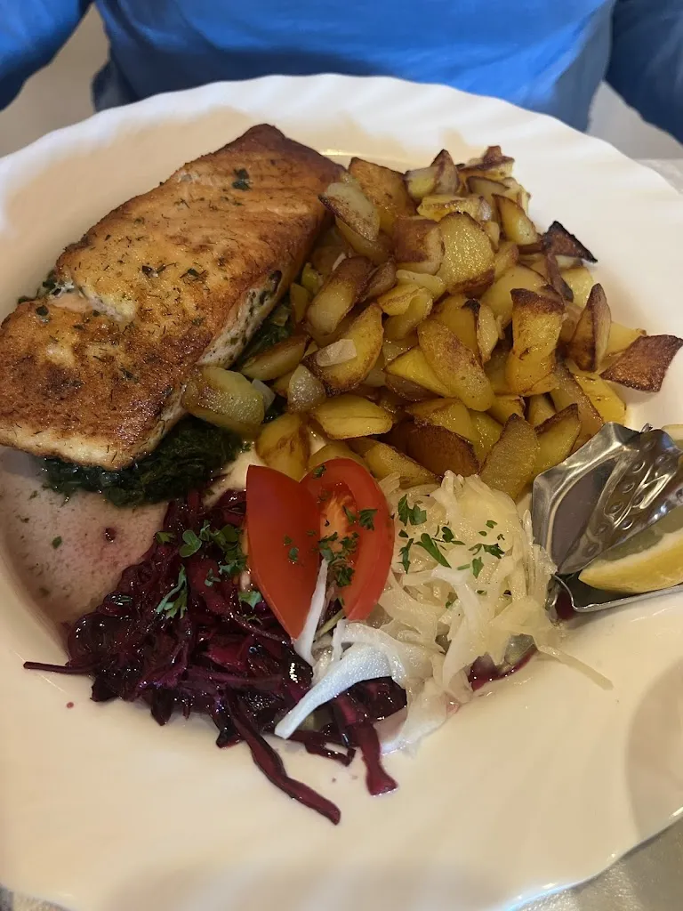 BlauGold_Jacobs Fischgaststätte_Wiek_review