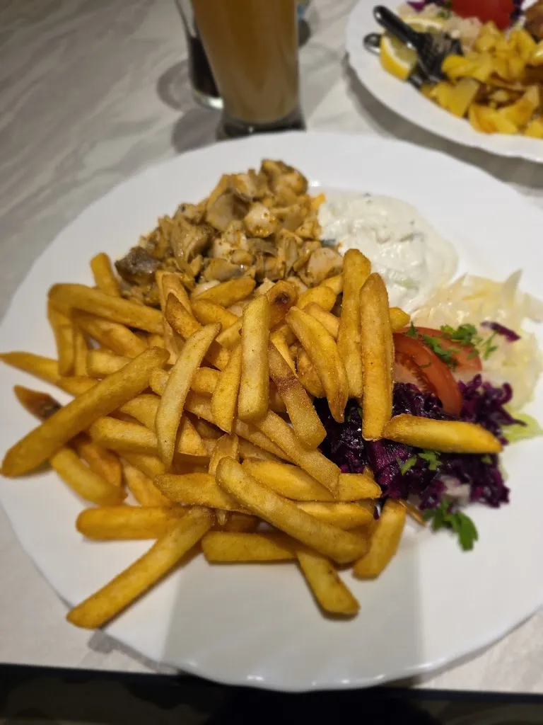 Manja SGD 1953_Jacobs Fischgaststätte_Wiek_review