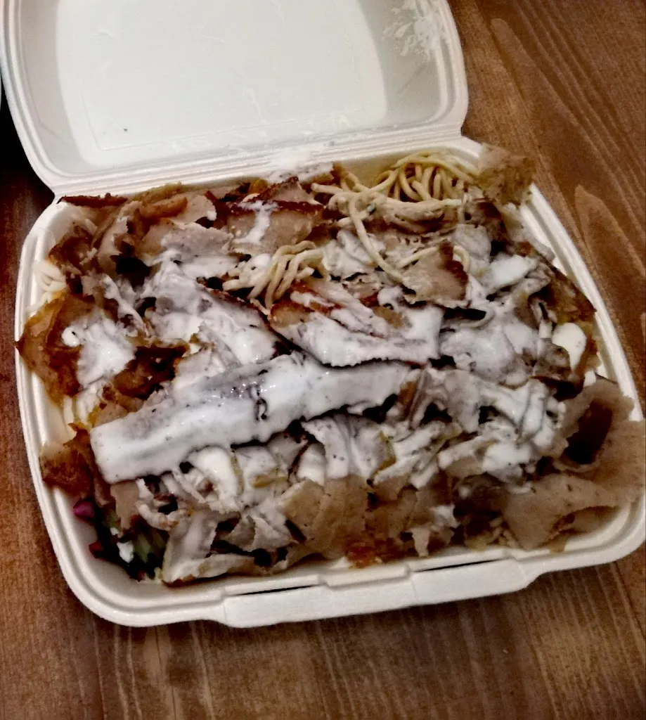 Menu_Tom's favourite Pizzeria Samira_Woldegk_image_7