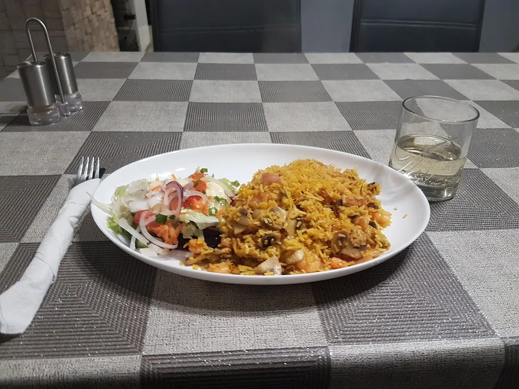 Menu_Tom's favourite Pizzeria Samira_Woldegk_image_9