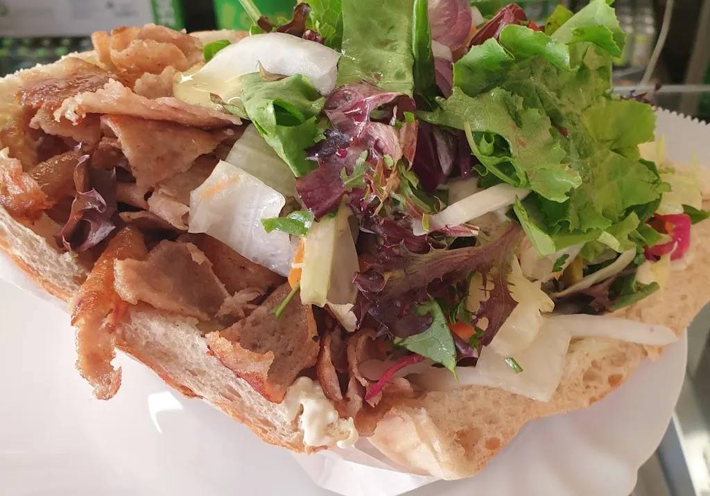 Tom's favourite Pizzeria Samira_Woldegk_slider_image_1