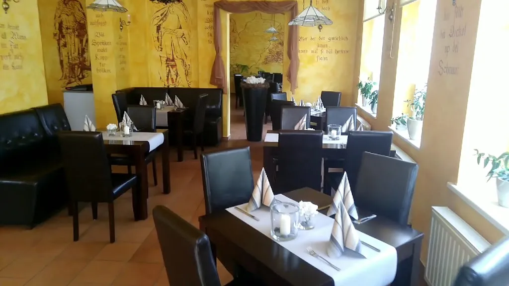 Restaurant "Zur Burg" restaurant in Wesenberg