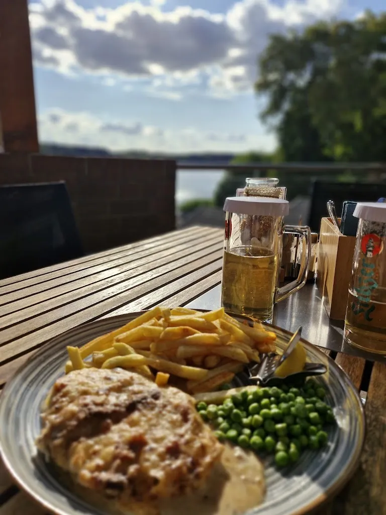 Bettina P._Strandrestaurant Weisser See_Wesenberg_review