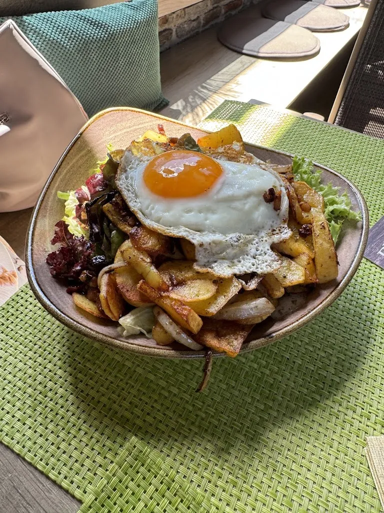 Axl Rose_WÖGERERs Genuss&Tradition seit 1868_Austria_recensione