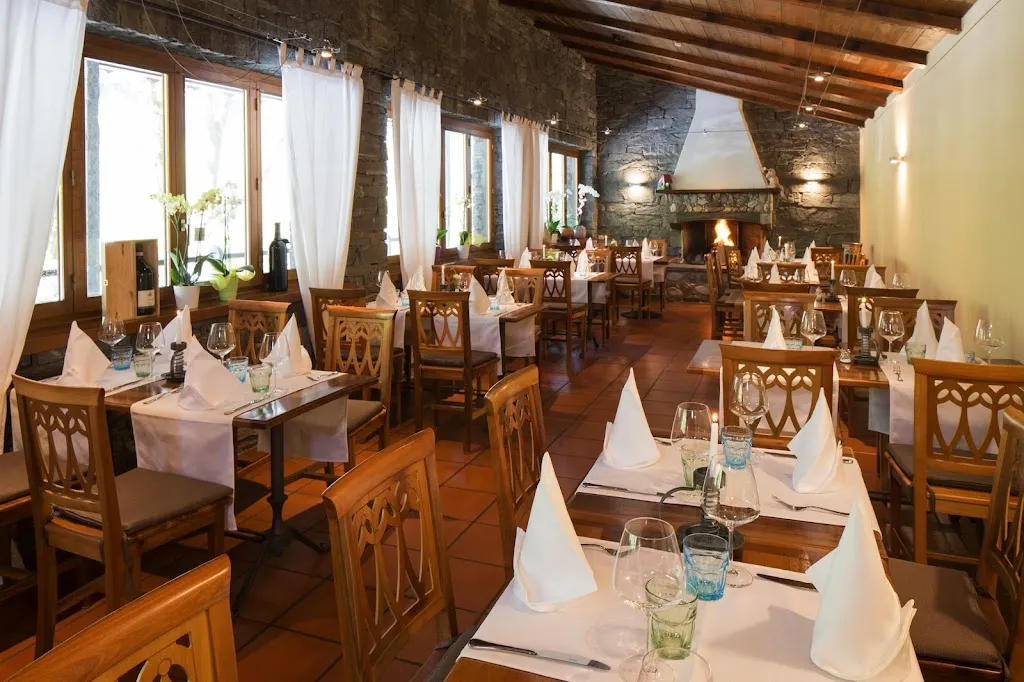 Grotto Valmaggese_Avegno_slider_image_1