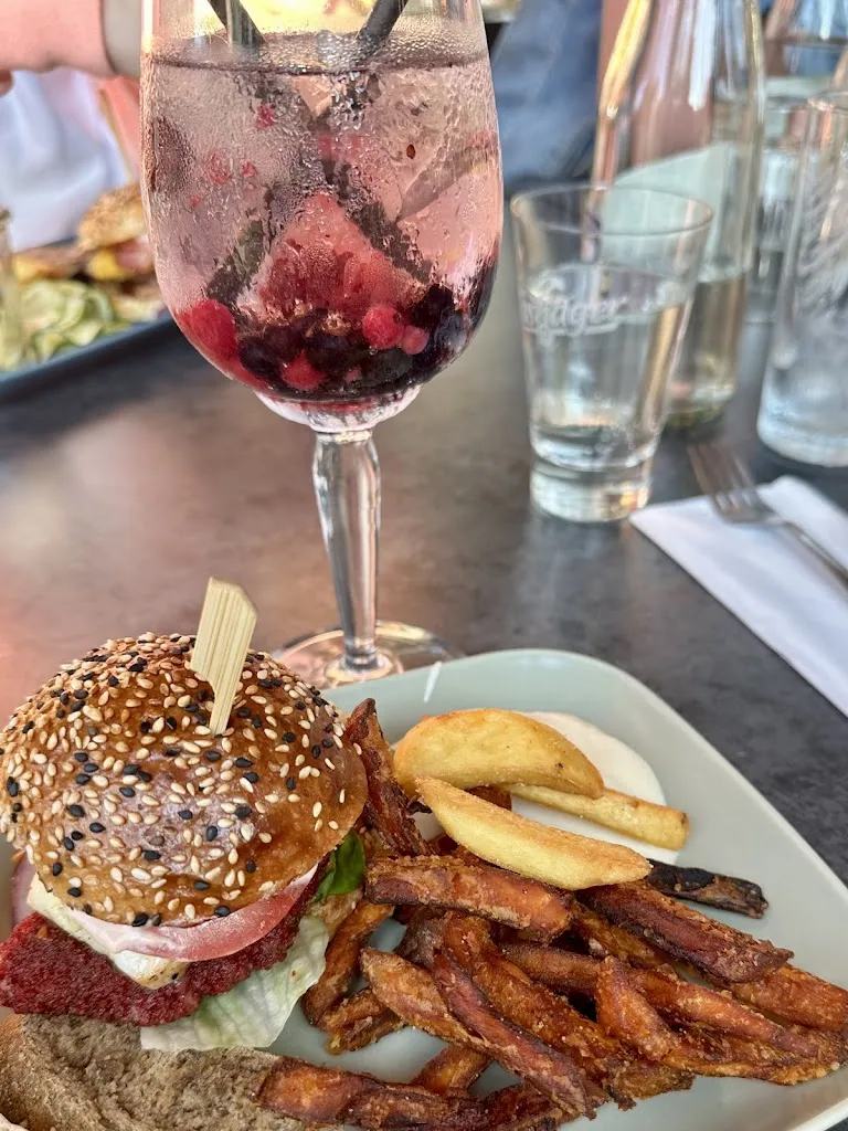 Julia Oder_Beach & Burger Schaalseeklause_Schaalsee_recensione