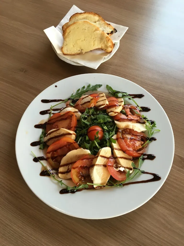 Pizzeria Stadtcafe Feldkirchen_Austria_slider_image_3