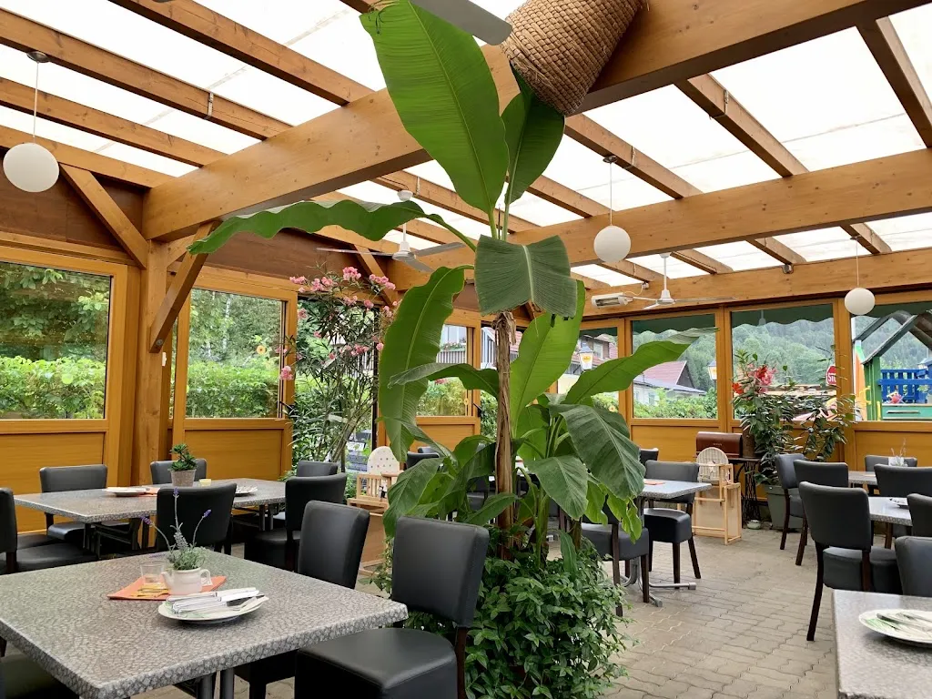 Gasthaus Pizzaria Luggale_Austria_slider_image_1