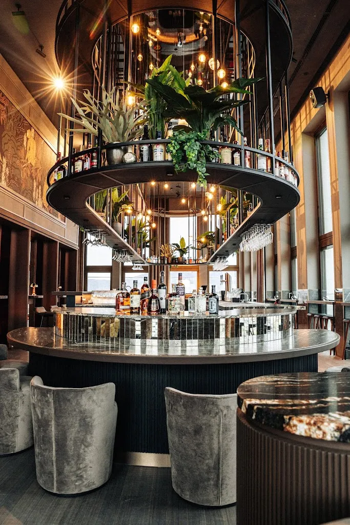 15 High Restaurant & Bar restaurant in Heidelberg